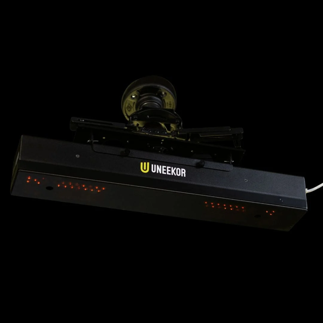 Uneekor EYE XR Launch Monitor - Image 3